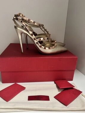 Valentino Gold Rockstud Leather Strappy Pumps 39.5